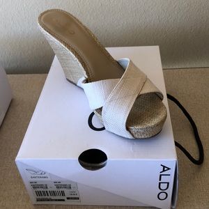Aldo wedge